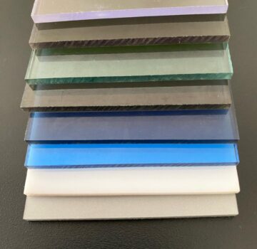 CHAPA DE POLICARBONATO COMPACTO